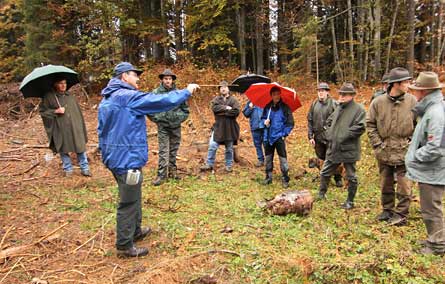 Informationsveranstaltung einer Jagdgenossenschaft zum Konfliktthema Wald und Wild